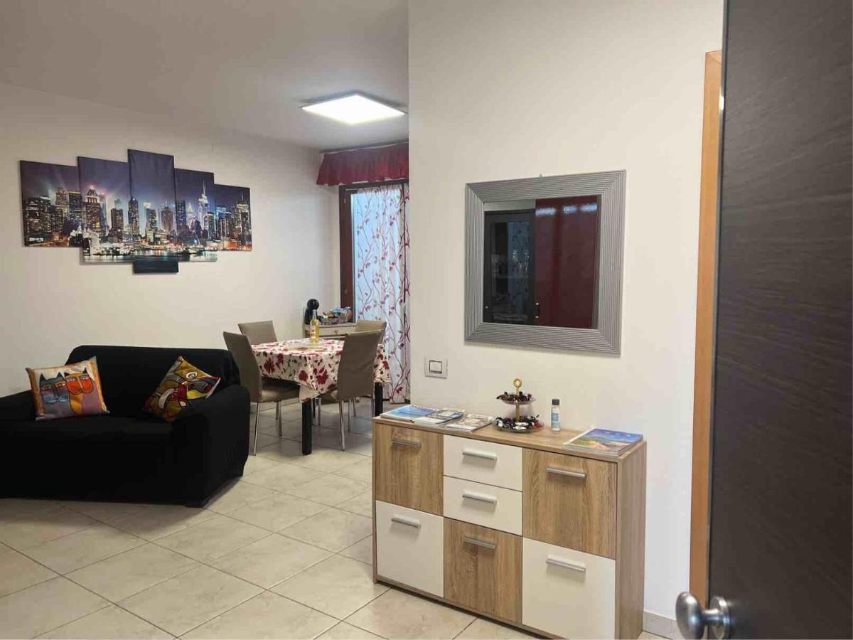 Apartmán Casa Andrea A 1,5 Km Dal Mare! Quartu SantʼElena Exteriér fotografie